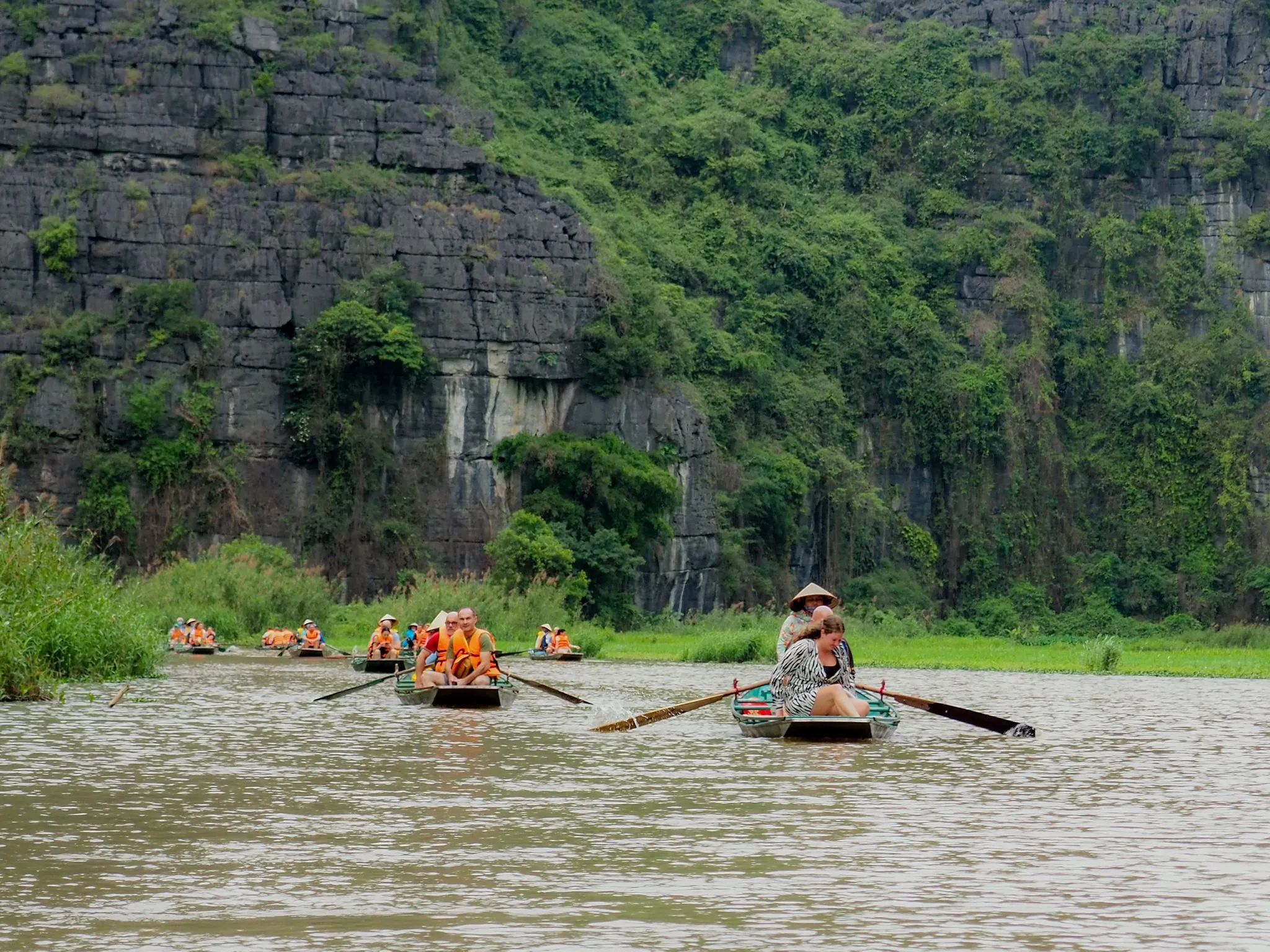 /storage/photos/2/Mekong tour/17a2a485-b3b8-4e2b-8f1d-5d03b5c15a74_1761563102_vLe2vq1d.webp